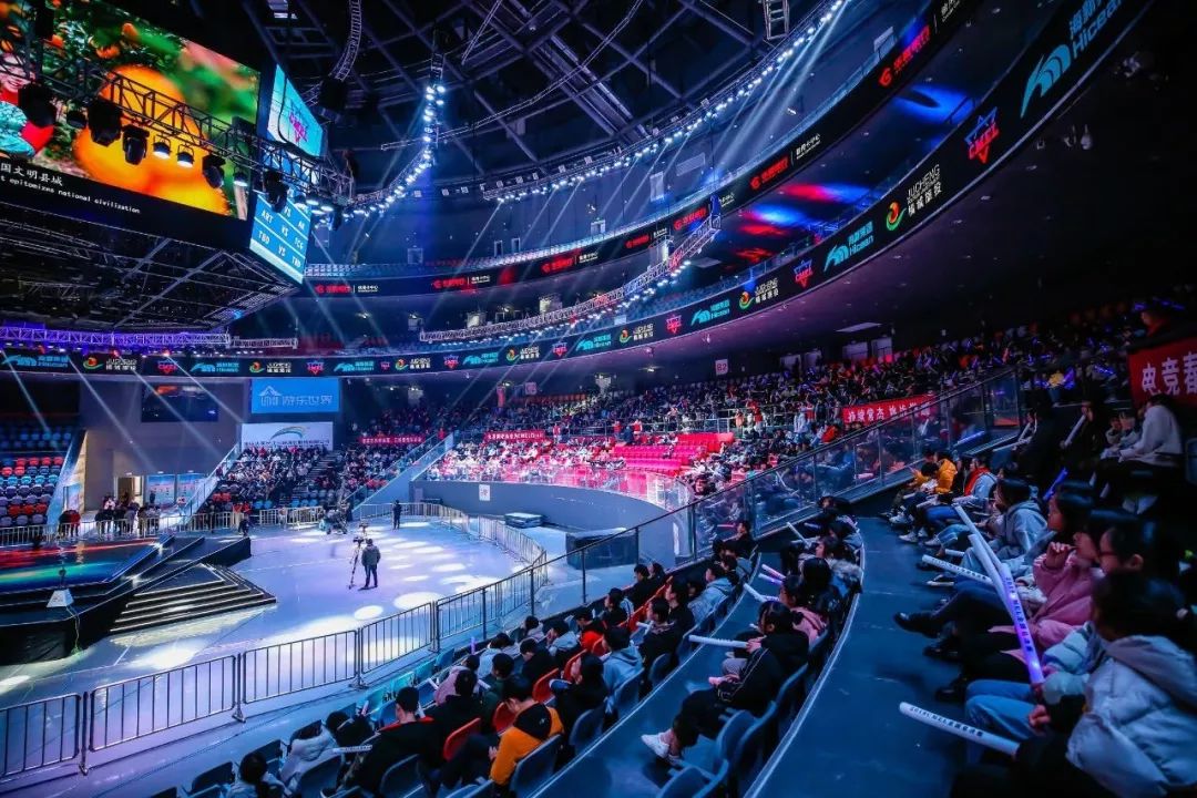 更是对未来 更是对未来